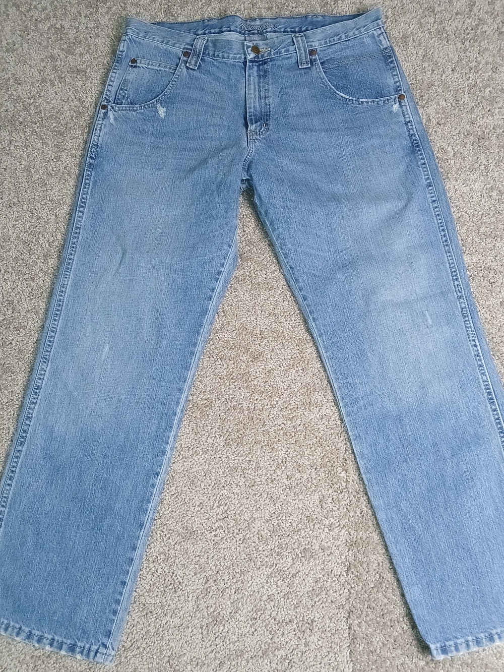 Wrangler Jeans for Men Blue Denim Jeans WRT30AT 100% Cotton - Size 36x32